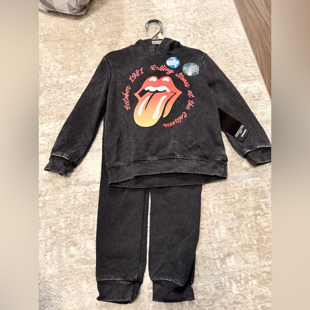 The Rolling Stones Black and Red Kids Matching Fleece Set size 4T-NWT